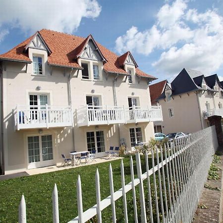 Résidence Odalys Le Domaine des Dunettes Cabourg Esterno foto