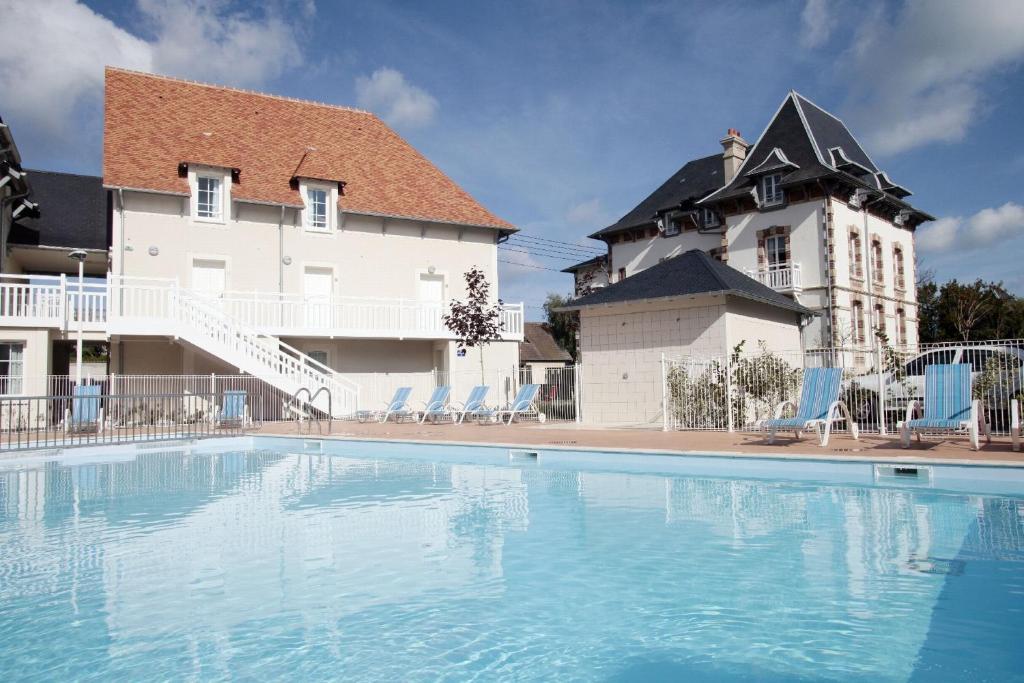 Résidence Odalys Le Domaine des Dunettes Cabourg Esterno foto
